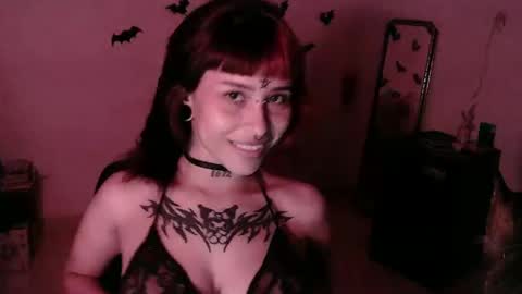 Snapshot of pussycatt666 chatting on September 15, 11:39 pm Katiux online show from September 15, 11:39 pm