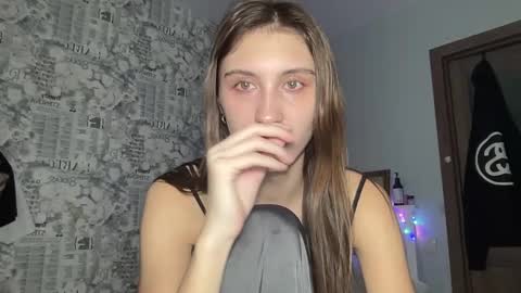 pussygirl007 online show from February 5, 9:46 am