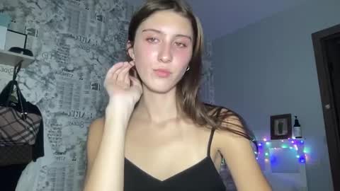 pussygirl007 online show from December 29, 12:23 pm