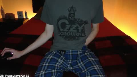 pussylover2182 online show from November 27, 6:32 am