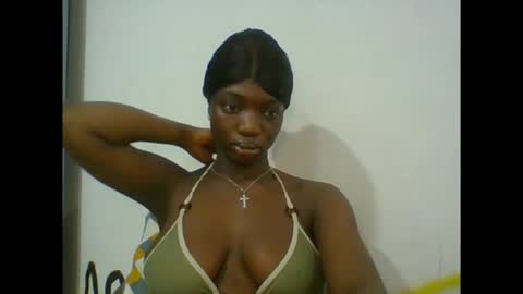 Snapshot of pweedy_ora chatting on September 20, 6:33 pm ora online show from September 20, 6:33 pm