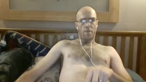 q2phq2ph online show from October 24, 8:31 pm