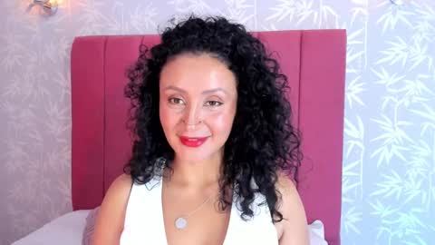 qadeshh  online show from October 3, 4:10 am