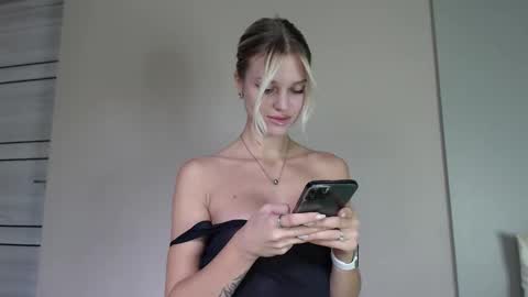 Milana online show from September 15, 8:27 am