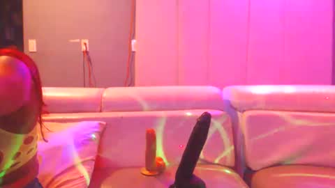 Snapshot of qmaspues69 chatting on January 19, 4:12 am Mistress online show from January 19, 4:12 am