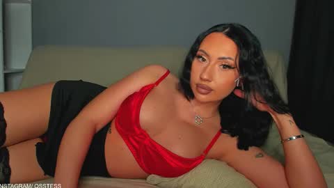 Ana online show from October 15, 11:48 pm