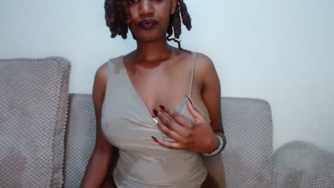 queen74890 online show from October 10, 8:35 pm