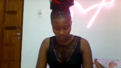 queen_diveer online show from October 26, 8:41 pm