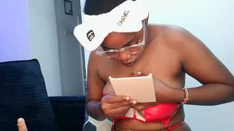 queen_joy123 online show from February 15, 11:58 pm