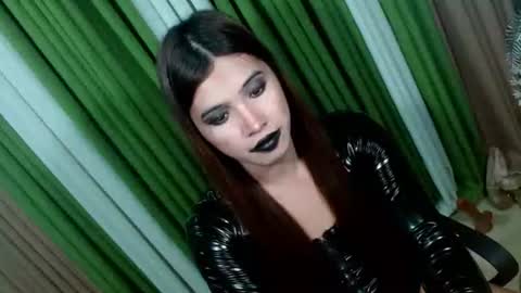 Snapshot of queen_kendalx19 chatting on September 13, 1:52 am Kendal online here from 6am-3pm philippine time online show from September 13, 1:52 am