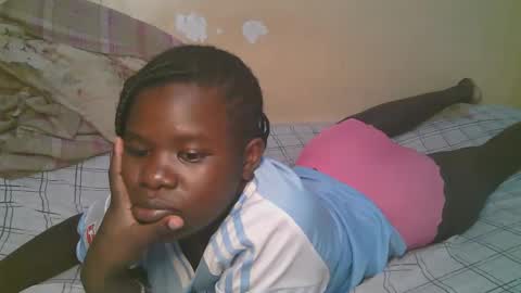 queen_latasha online show from May 12, 5:11 pm