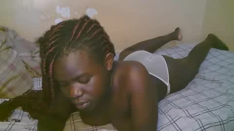 queen_latasha online show from March 28, 9:00 am