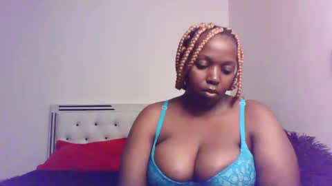 QUEEN online show from April 9, 5:33 am