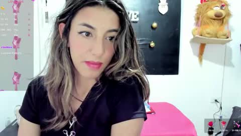 queen_natttyy online show from December 4, 1:52 am