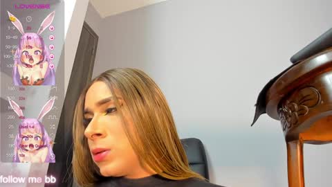 Snapshot of queen_natty chatting on December 10, 7:26 am Natty brow online show from December 10, 7:26 am