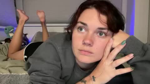 Cassidy online show from April 1, 2:23 am