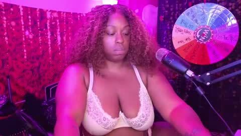 Queen Cherise Roze online show from June 6, 2:45 pm