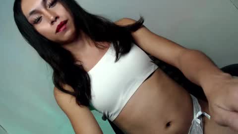 Snapshot of queenfoxylady chatting on March 11, 5:35 pm just call me QUEEN and ill be there online show from March 11, 5:35 pm