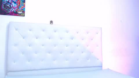 Snapshot of queenie_star chatting on February 26, 9:09 pm Maria Del Mar online show from February 26, 9:09 pm