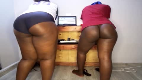 Nina online show from October 6, 9:27 am