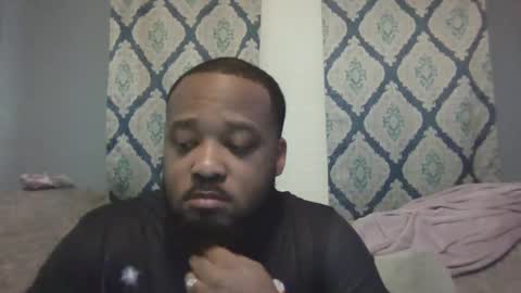Queen N King Fun Night online show from February 8, 6:12 am