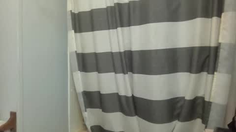 Queen N King Fun Night online show from October 3, 6:21 am