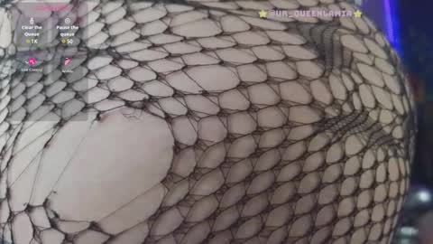 Snapshot of queenlamia chatting on February 5, 4:37 am Taurus online show from February 5, 4:37 am