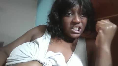 queenmarcaia online show from October 6, 6:42 am