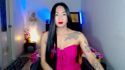 QUEEN online show from February 13, 11:35 am