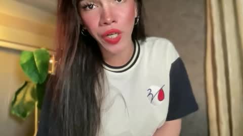 QUEEN online show from May 21, 8:59 pm