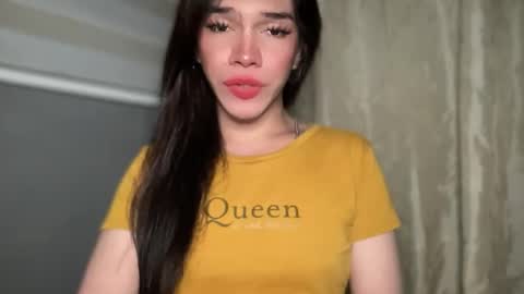 QUEEN online show from May 31, 5:39 am