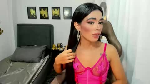 queenofshowsexchantdominaangel online show from November 27, 1:13 am