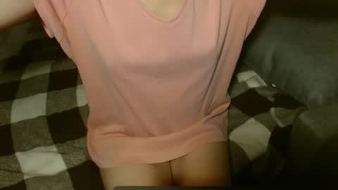 queenoftenderness online show from December 1, 5:22 pm