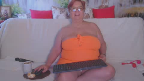 QueenPammy online show from February 11, 1:51 pm