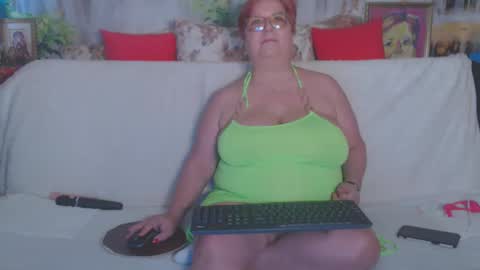 QueenPammy online show from February 21, 9:34 am
