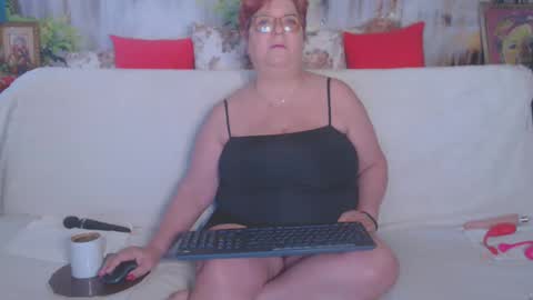 QueenPammy online show from February 16, 6:10 am