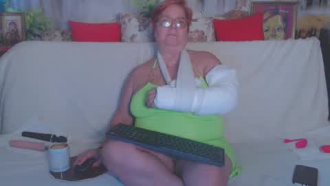 QueenPammy online show from February 25, 1:21 pm