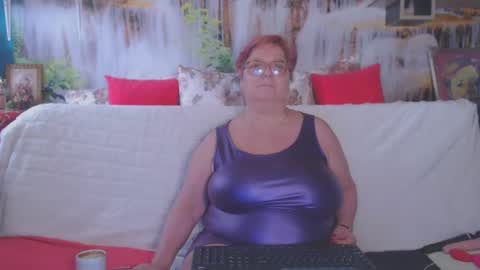 QueenPammy online show from February 17, 1:44 pm