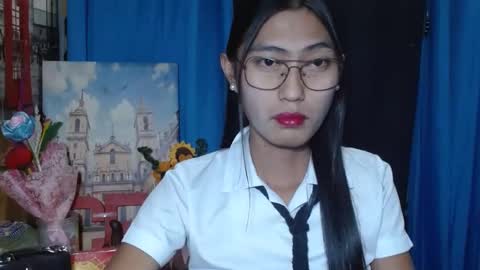 queensteffi online show from January 4, 7:55 pm