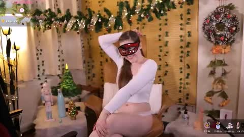 QuinnMonroe online show from November 20, 9:45 pm