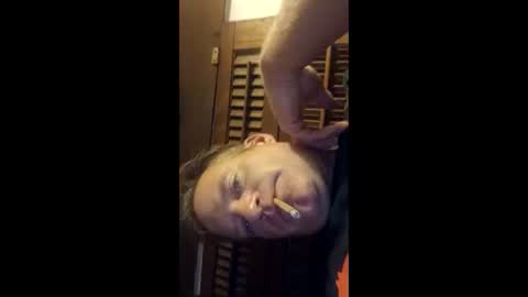 r04233054 online show from January 6, 8:18 am