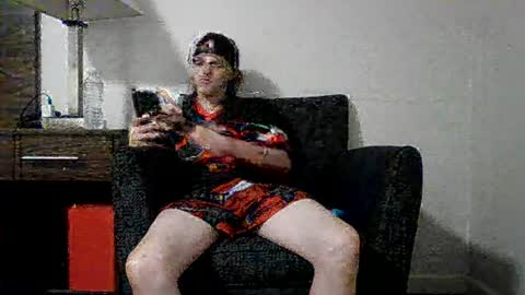 Snapshot of r_monkey583 chatting on October 10, 2:39 am r_monkey583 online show from October 10, 2:39 am