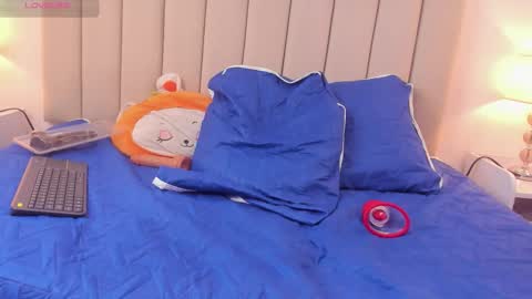 Rachel Donnelly online show from October 18, 5:44 am