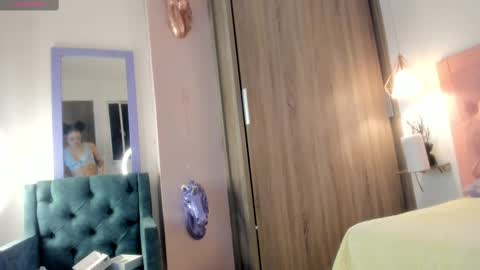 rachel_rivera99 online show from March 2, 11:18 am