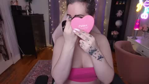 Snapshot of rachelbrooksxx chatting on January 26, 7:31 pm Rachel Brooks online show from January 26, 7:31 pm
