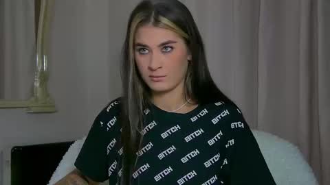 RachellSimpson online show from September 10, 7:04 pm