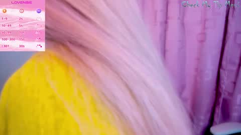 REY online show from September 21, 10:41 am