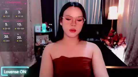 raeganclinton online show from September 16, 4:04 am