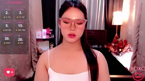 raeganclinton online show from September 30, 2:22 am