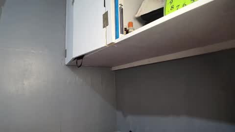 Rae online show from April 9, 8:09 am